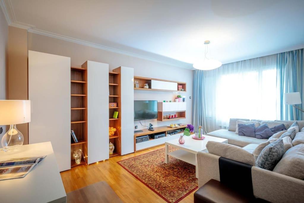 Green Apartment - Top Location, Near City Center! Sófia Exterior foto